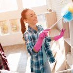 Pon tu casa brillar con estos tips de limpieza para principiantes