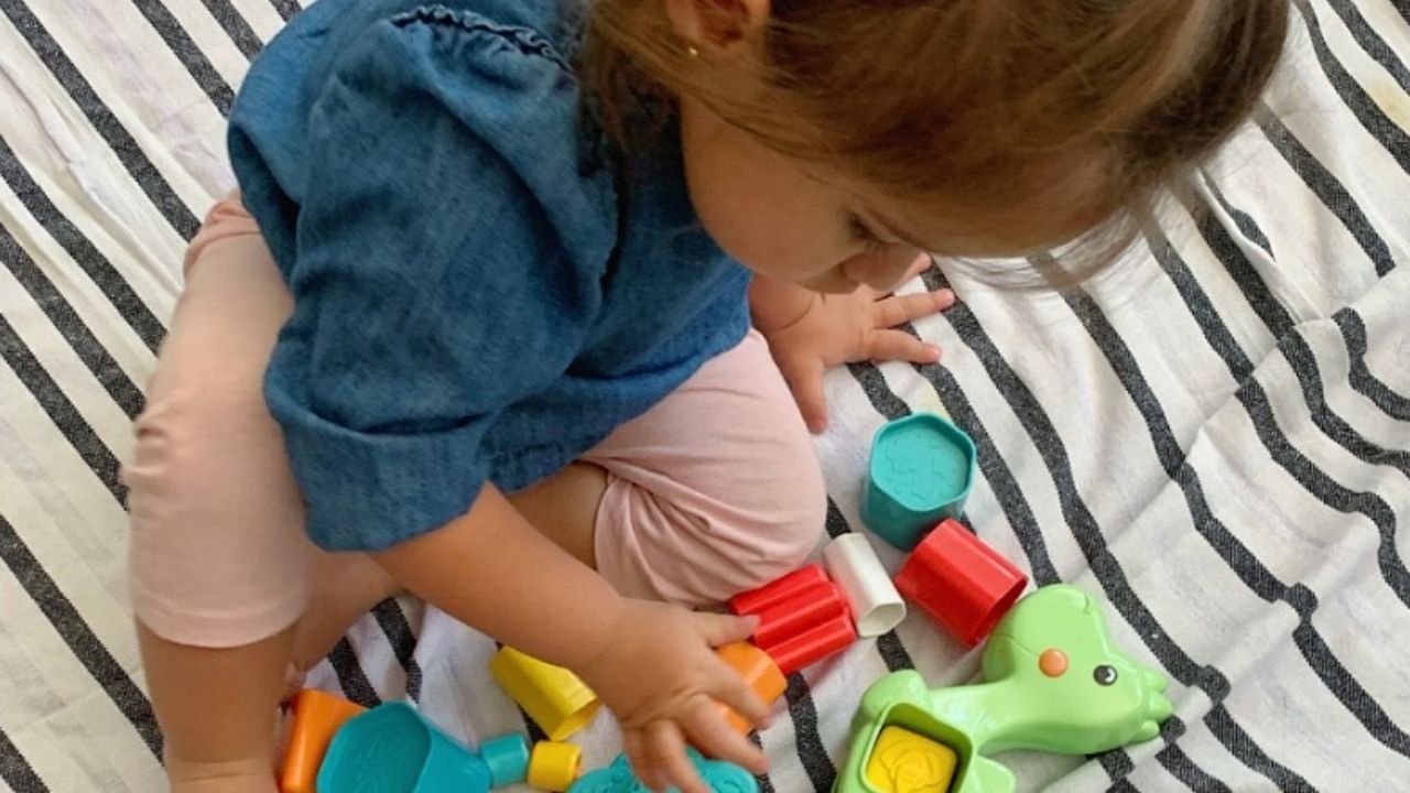 ¿Por qué es importante dedicar tiempo a jugar con nuestros peques?